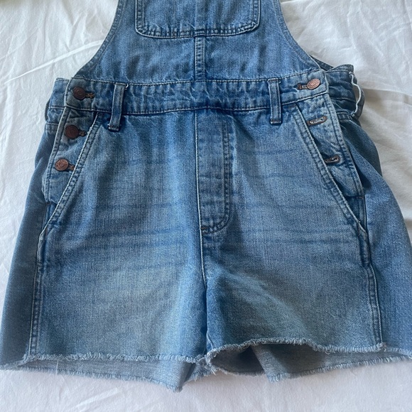 Madewell Denim Short Overalls - Picture 3 of 6